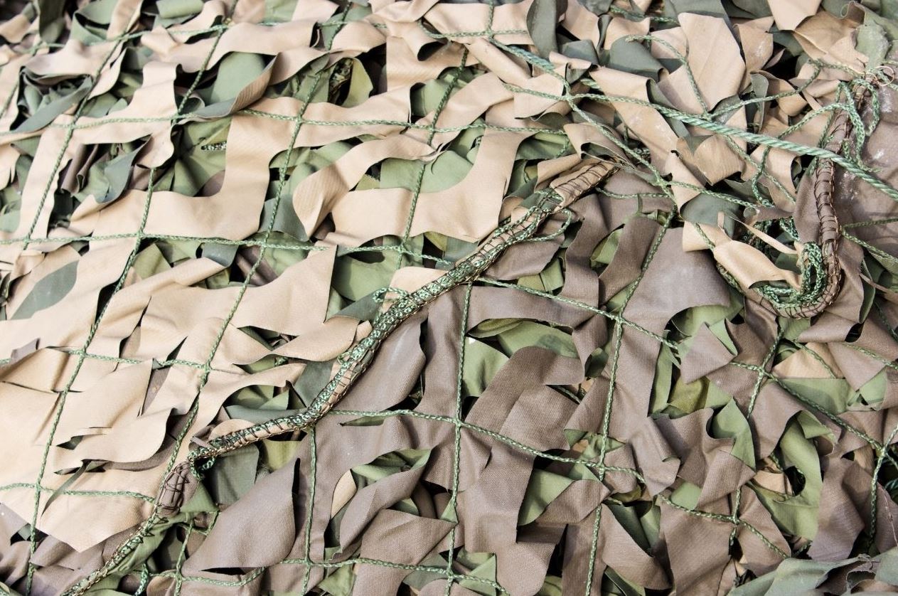 Filet de camouflage renforcé : quand et pourquoi l’utiliser ?